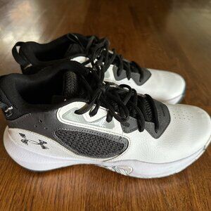 Men's Under Armour Lockdown 6 Basketball Shoes (Unisex - Men's 7.5 / Women's 9)